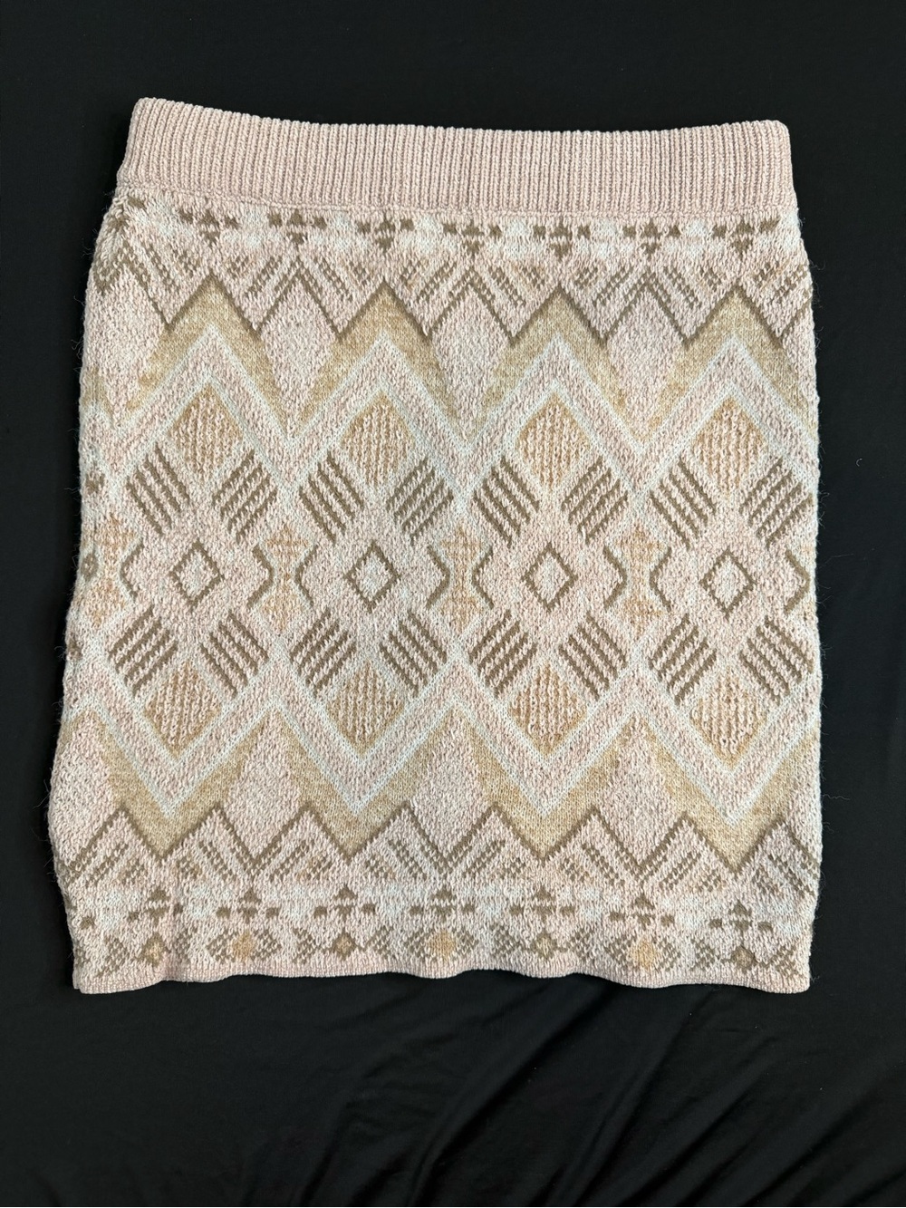 Hem & Thread Beige Patterned Knit Pencil Skirt